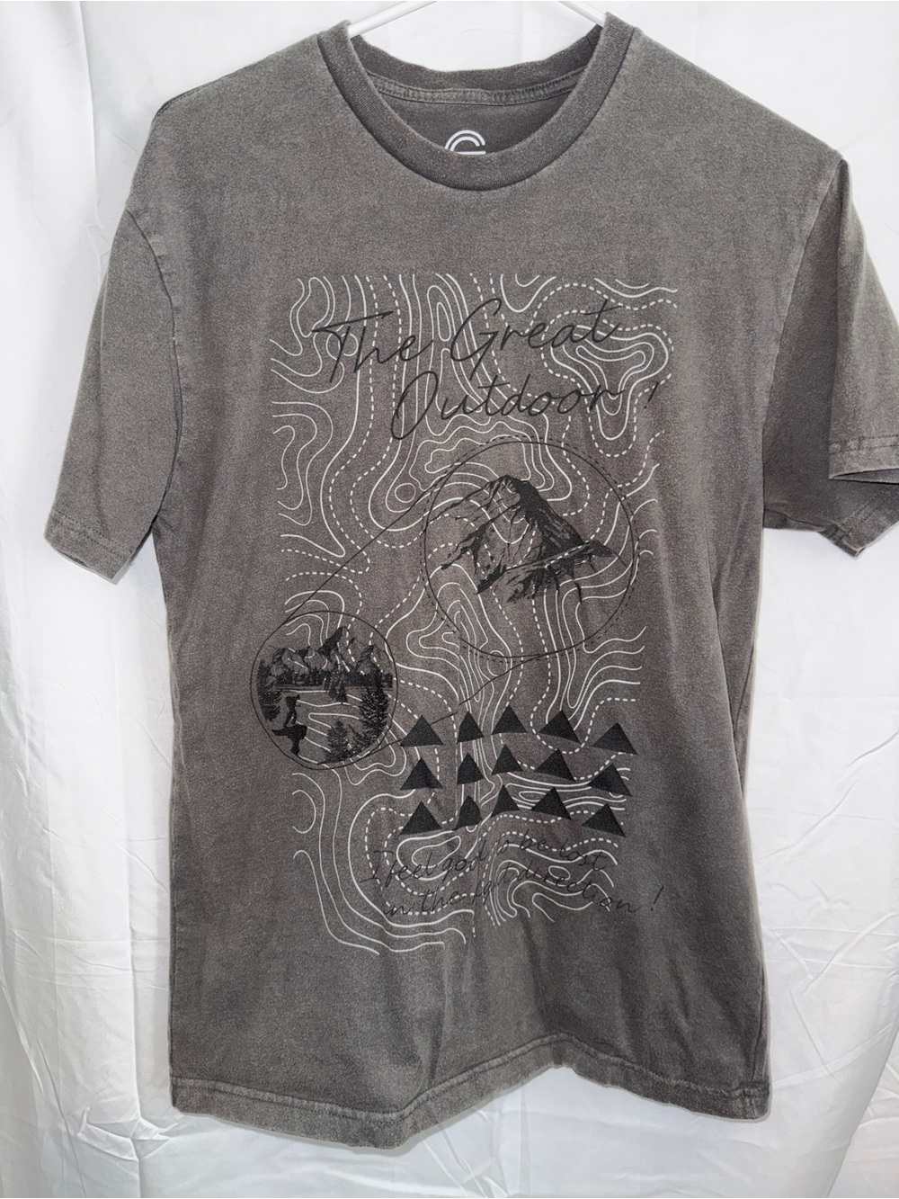 The Great Outdoors Graphic Tee - Gray- Size M